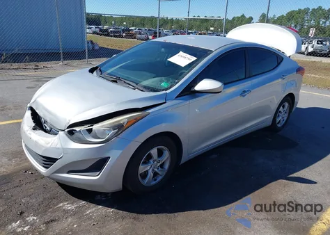 2015 Hyundai Elantra Se z USA, uszkodzony, nr VIN 5NPDH4AE2FH579399